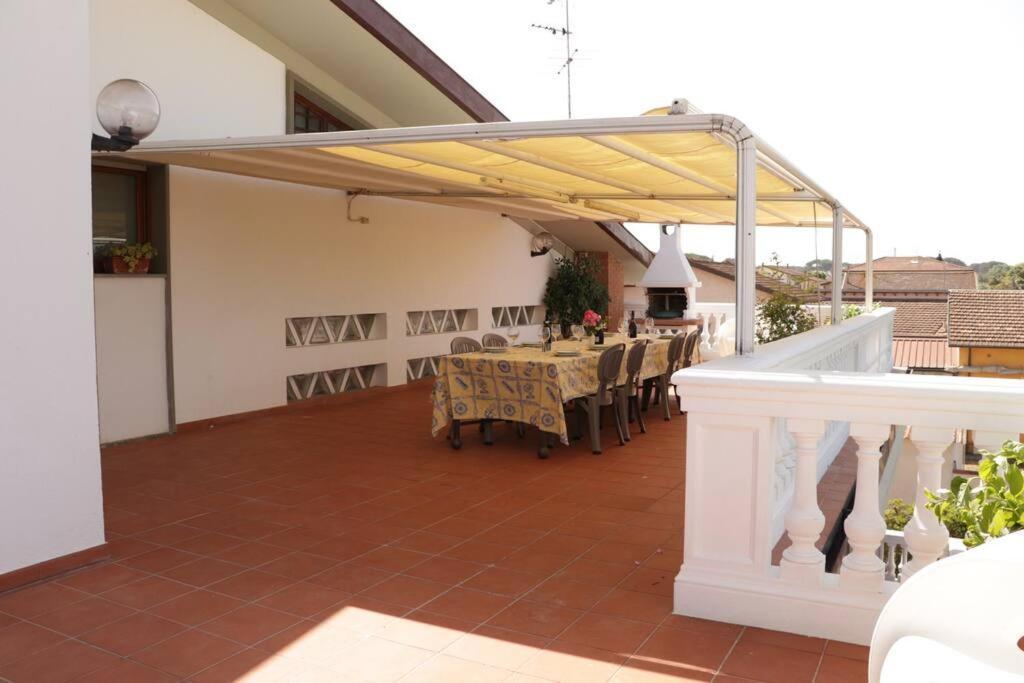 La Terrazza Sul Parco Appartamento Con Uso Piscina Torre del Lago Puccini Exterior foto